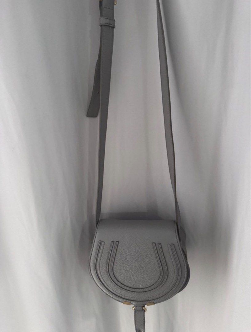 Chloe Marcie Saddle Bag Grey Leather (Category: Luxury Bags & Wallets) located in Manila. Submitted by decluterthings888 (Listing ID 1466335649, Image 1). Description: .
