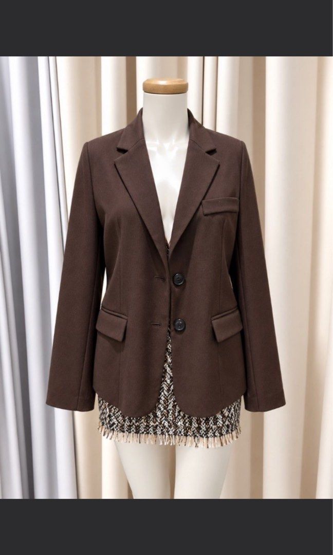 Choco Brown blazer (Category: Coats, Jackets and Outerwear) located in Taguig. Submitted by vm.co (Listing ID 1462577480, Image 2). Description: .