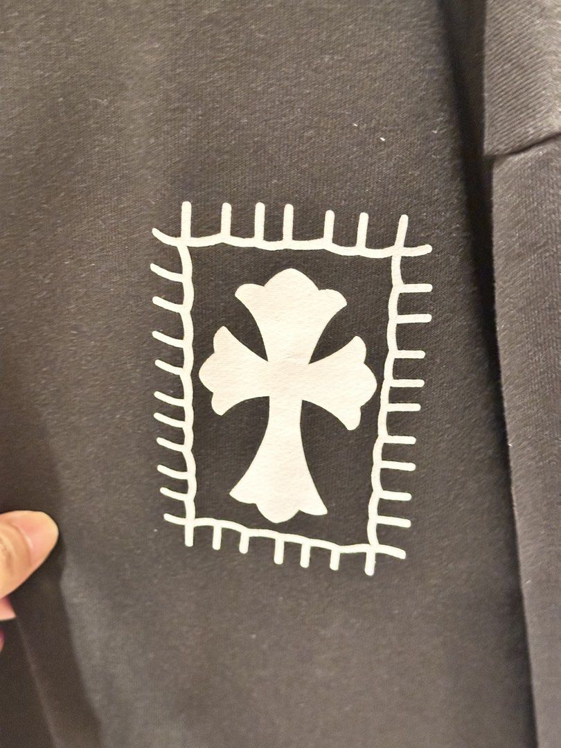 Chrome Hearts Deadly Doll (OFF) (Category: Hoodies) located in Malay. Submitted by samkolder (Listing ID 1466245501, Image 3). Description: Dimes: 23 x 28. Sleeve: 22 No wash tag No issues What you see is what you get..