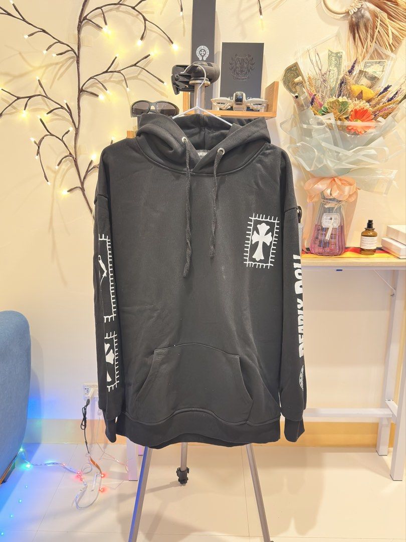 Chrome Hearts Deadly Doll (OFF) (Category: Hoodies) located in Malay. Submitted by samkolder (Listing ID 1466245501, Image 2). Description: Dimes: 23 x 28. Sleeve: 22 No wash tag No issues What you see is what you get..