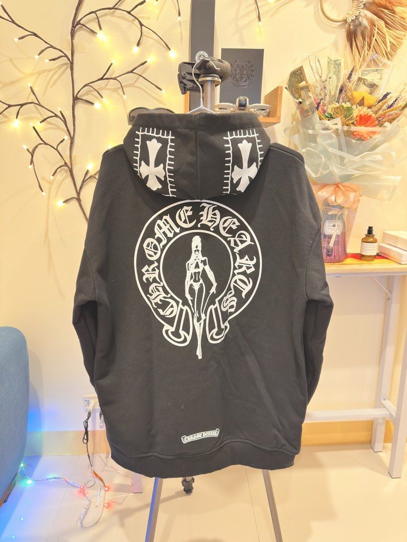 Chrome Hearts Deadly Doll (OFF) (Category: Hoodies) located in Malay. Submitted by samkolder (Listing ID 1466245501, Image 1). Description: Dimes: 23 x 28. Sleeve: 22 No wash tag No issues What you see is what you get..
