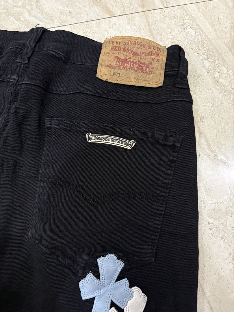 Chrome Hearts X Levi’s jeans pants (Category: Jeans) located in General Santos City (Dadiangas). Submitted by a.rt.eyes (Listing ID 1466190280, Image 3). Description: Actual waistline 30-32 Length 38 Thigh 10 Knee 7.5 Hem 6 Excellent condition with no issues Off Location general santos city, Mindanao .