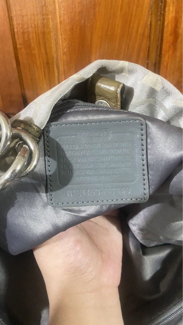 Coach (Category: Shoulder Bags) located in Valencia. Submitted by srn_stchl (Listing ID 1466284313, Image 3). Description: Project bag.