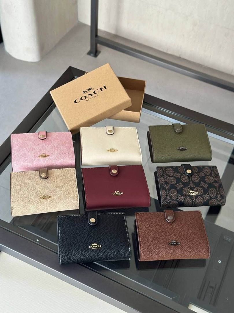 Coach Burgundy Medium Wallet with Box (Category: Wallets & Card holders) located in Manila. Submitted by liahsells (Listing ID 1466316635, Image 1). Description: 2 in 1 Snap Wallet 🍇🍇🍇 Detachable.