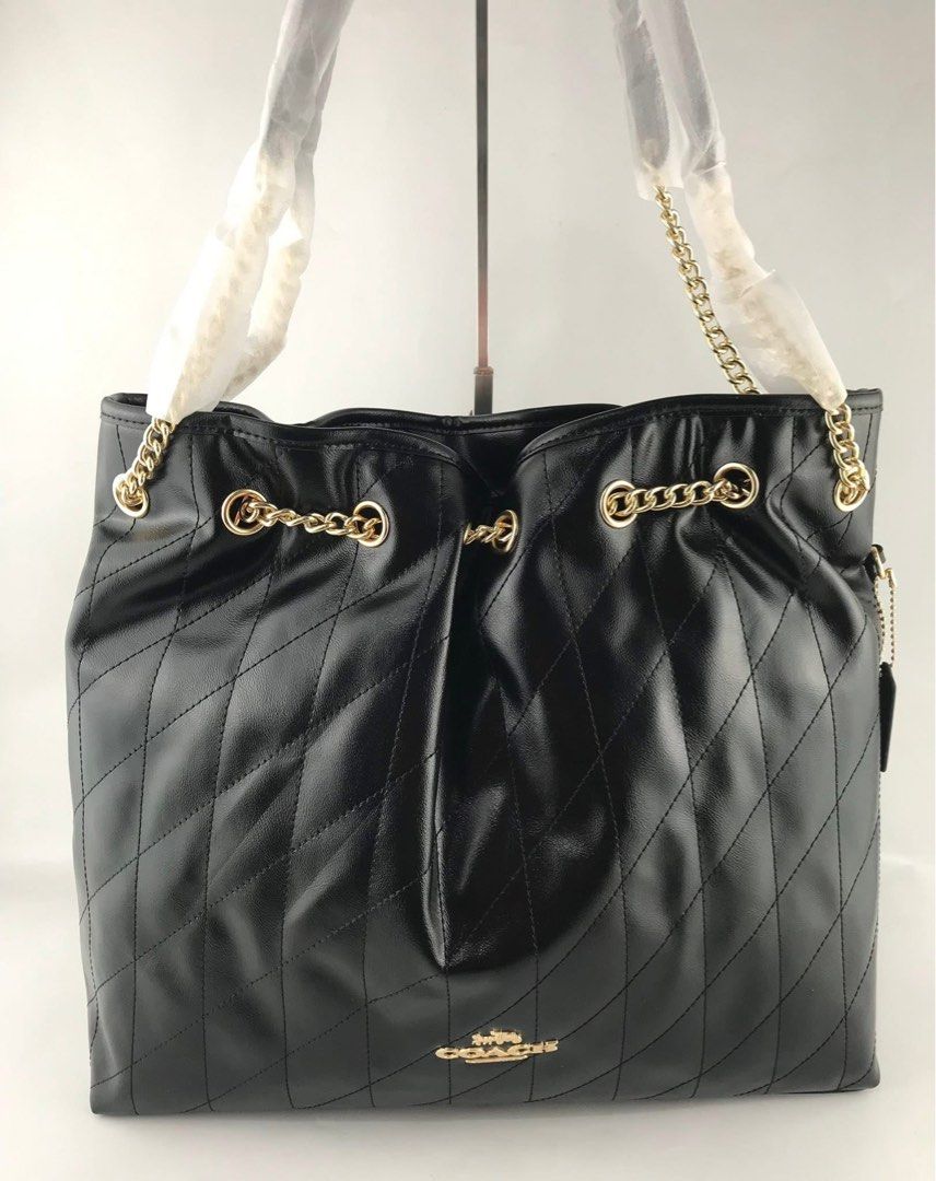 Coach Evelyn Large (Category: Shoulder Bags) located in Binan City. Submitted by pinkykeenshop (Listing ID 1466168960, Image 1). Description: .