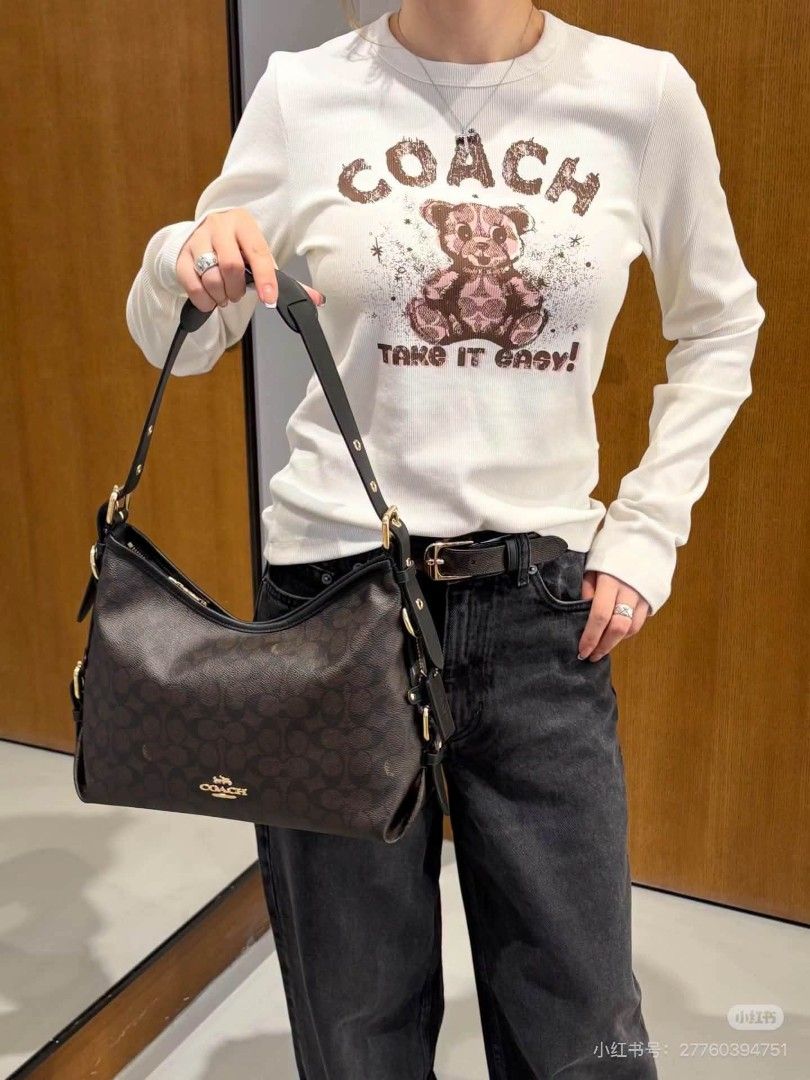 Coach Laurel w/Buckle Small/Large Shoulder Bag (Category: Shoulder Bags) located in Manila. Submitted by msddirectfactoryoutlet (Listing ID 1466301170, Image 3). Description: .