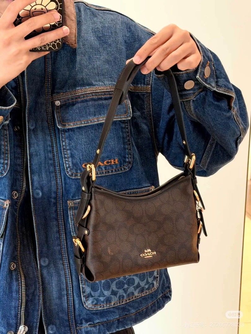 Coach Laurel w/Buckle Small/Large Shoulder Bag (Category: Shoulder Bags) located in Manila. Submitted by msddirectfactoryoutlet (Listing ID 1466301170, Image 2). Description: .
