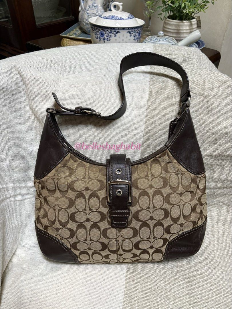 Coach Shoulder Bag (Category: Luxury Bags & Wallets) located in Cainta. Submitted by aamethystmnl (Listing ID 1466168704, Image 1). Description: RANK A -100% authentic -minor signs of use (no cracks) -signs of use in rubber lining * All items are preloved (Please manage your expectations) PRICE IS STILL NEGOTIABLE.