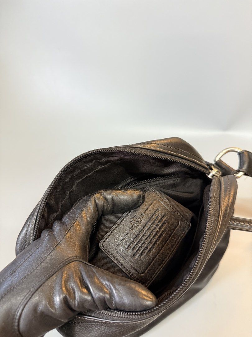 Coach Vintage Sling for men (Category: Cross-body Bags) located in Cebu City. Submitted by ricahsukaybags_2017 (Listing ID 1466175192, Image 2). Description: Coach sling for men. Sign of used only no major flaw.