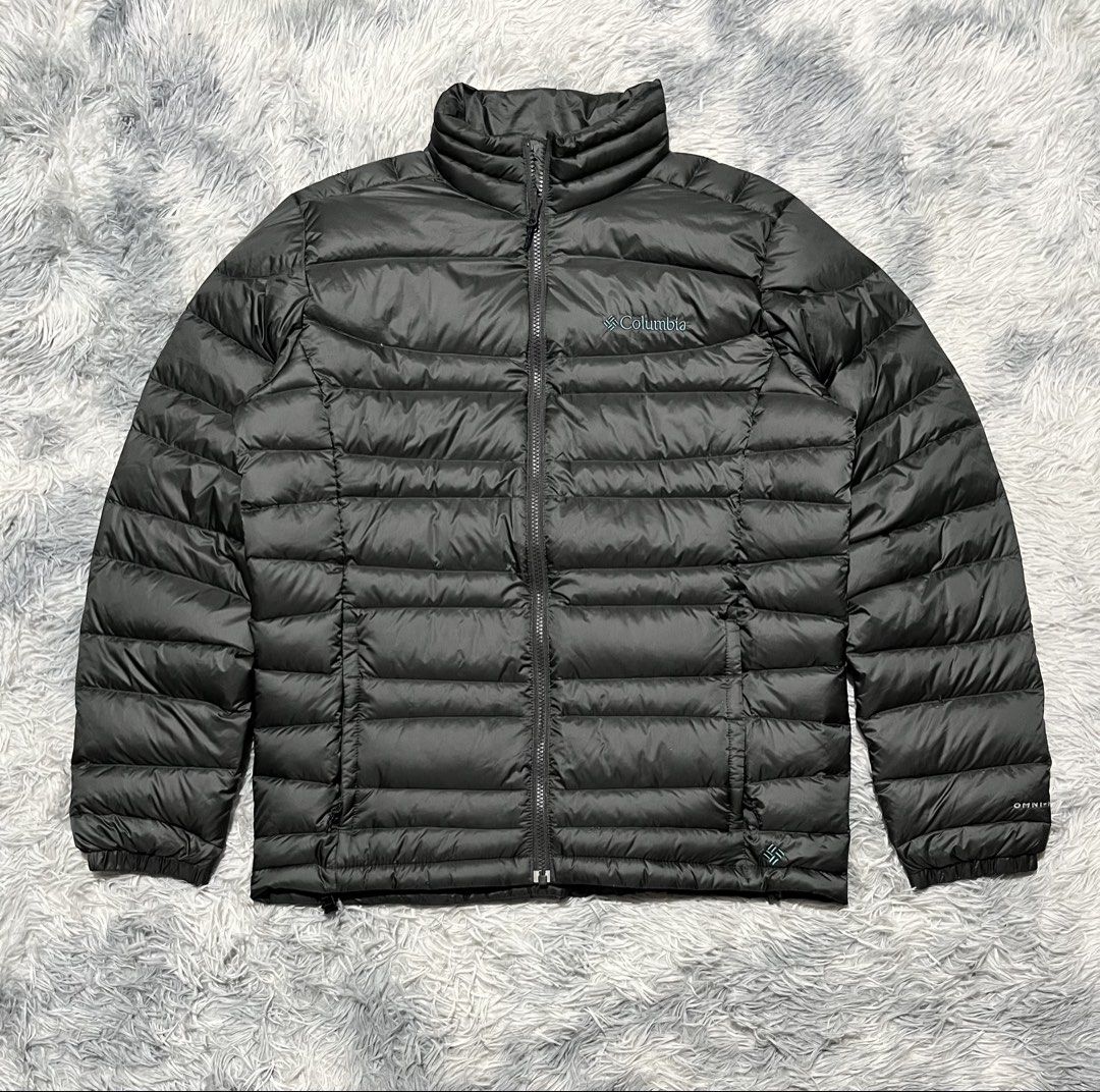 Columbia Omni Heat Puffer Jacket (Category: Coats, Jackets and Outerwear) located in Sasmuan (Sexmoan). Submitted by winterclothes.ph (Listing ID 1466290952, Image 1). Description: Columbia Omni Heat Puffer Jacket L on tag Width 22 Length 27 Excellent Condition.
