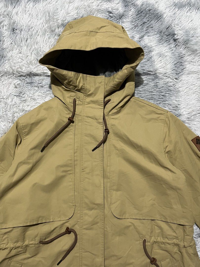 Columbia Omni Tech Jacket (Category: Coats, Jackets and Outerwear) located in Sasmuan (Sexmoan). Submitted by winterclothes.ph (Listing ID 1466282171, Image 2). Description: Columbia Omni Tech Jacket XL on tag Women’s Width 22 Length 27.5 Excellent Condition.