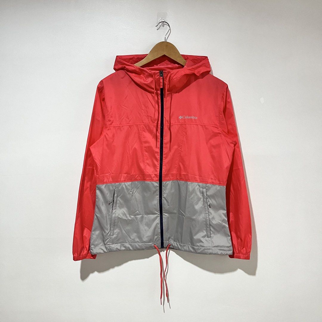 COLUMBIA WINDBREAKER ‼️ (Category: Coats, Jackets and Outerwear) located in Cebu City. Submitted by clarkcamu68040 (Listing ID 1466252768, Image 1). Description: COLUMBIA WINDBREAKER‼️ AS NEW (WOMEN’s) SIZE SMALL W 20.5 / L 25.5 COLORATE 10 / 10 ISSUE : ❌❌❌ PHP 780 + 90 SF 🛒🛒 📍CEBU ,CITY OF NAGA 🚚 J&T EXPRESS.