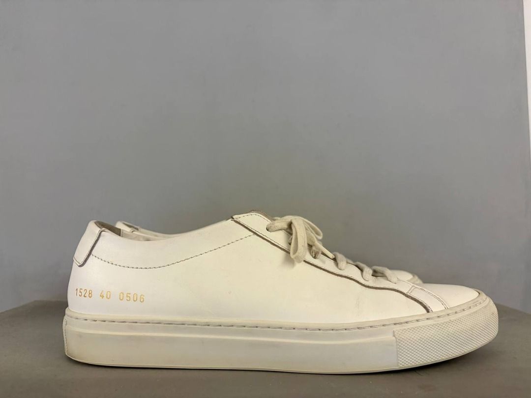 COMMON PROJECTS ORIGINAL ACHILLES LOW (EU 40) (Category: Sneakers) located in Quezon City. Submitted by greggycamacho (Listing ID 1466188334, Image 3). Description: Size: EU 40 Color: White Inclusions: Unused Laces + Dust Bag SRP: PHP 32,692.