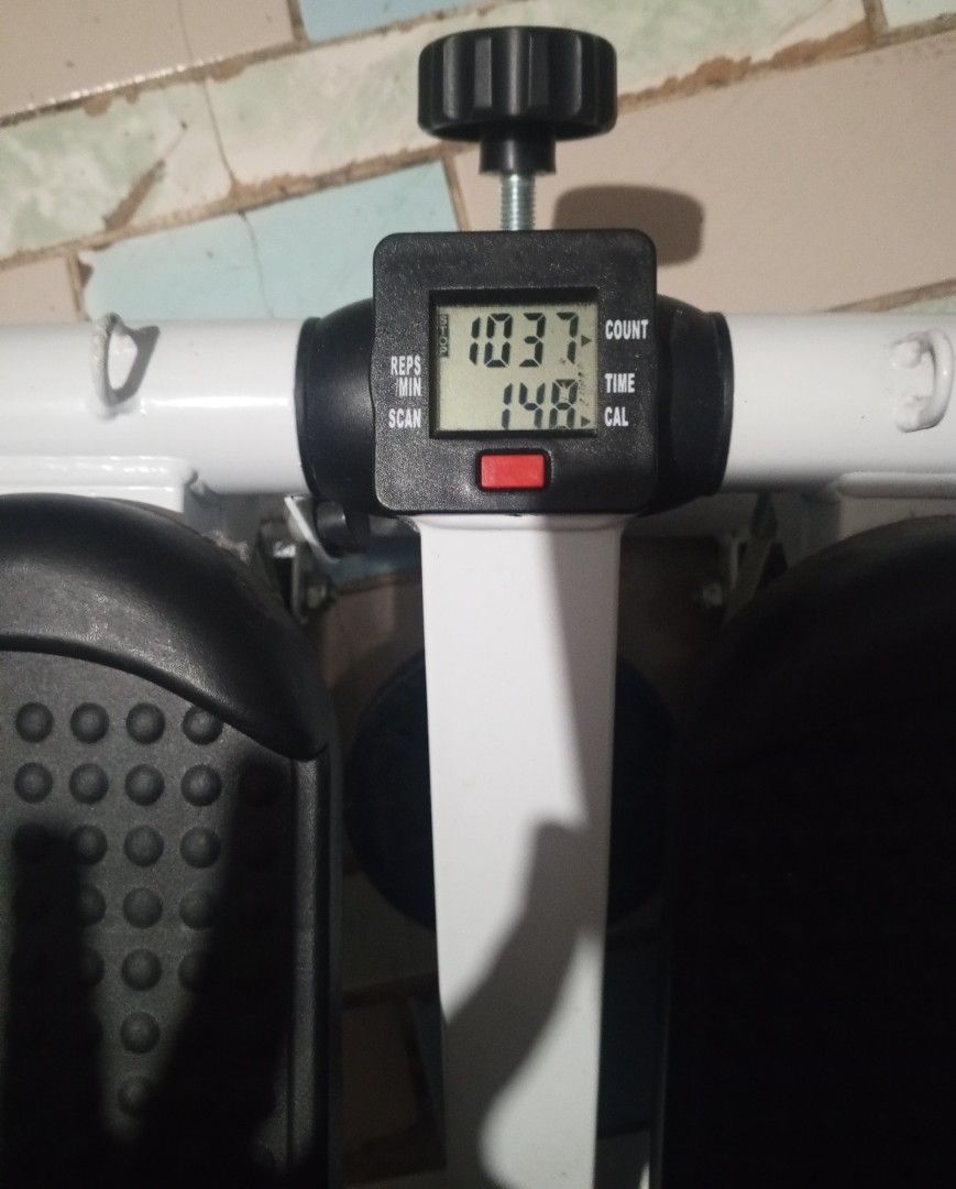 Compact Mini Stepper Exercise (Category: Cardio & Fitness Machines) located in Los Banos. Submitted by ashleymizh09745 (Listing ID 1466330055, Image 1). Description: -No RESISTANCE BANDS - meetup or jnt .
