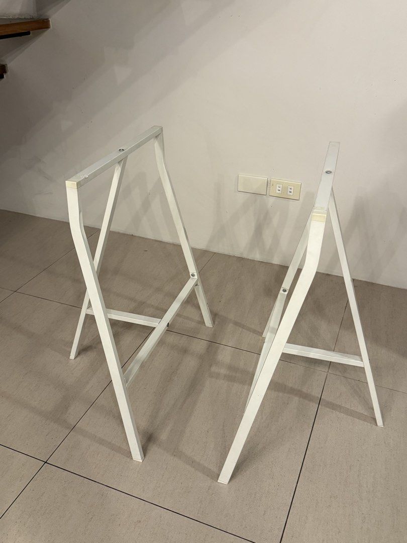 Computer Table (Category: Office Furniture & Fixtures) located in Marikina City. Submitted by cluttermatters (Listing ID 1466189334, Image 3). Description: .