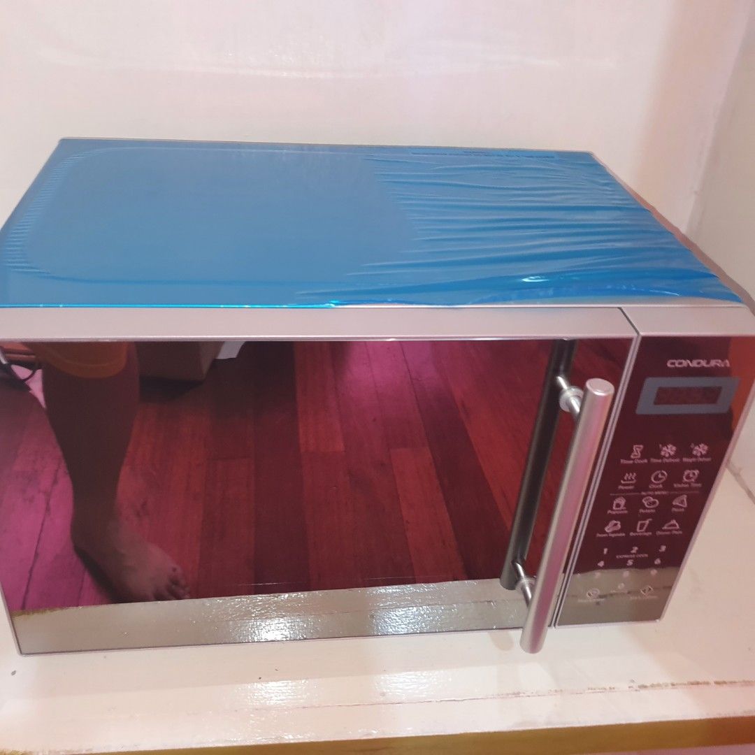 Condura 20L Digital microwave oven (Category: Cleaning Tools & Supplies) located in Manila. Submitted by mr.fast (Listing ID 1466335213, Image 3). Description: .