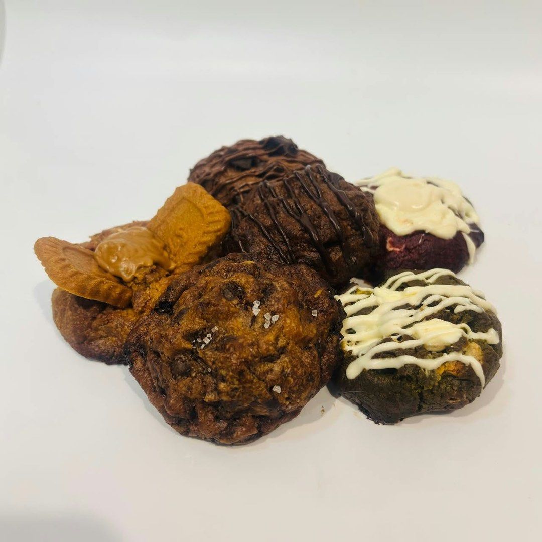 Cookies by cloud pop (Category: Homemade Bakes) located in Manila. Submitted by eugene_30 (Listing ID 1466331540, Image 2). Description: COOKIES by CLOUD POP available flavors: -OG -Double Choco -Red Velvet -Biscoff -Matcha Pre order available Onhand Available Pm me for orders 📩 or follow our page at instagram : @cloudpop.desserts .