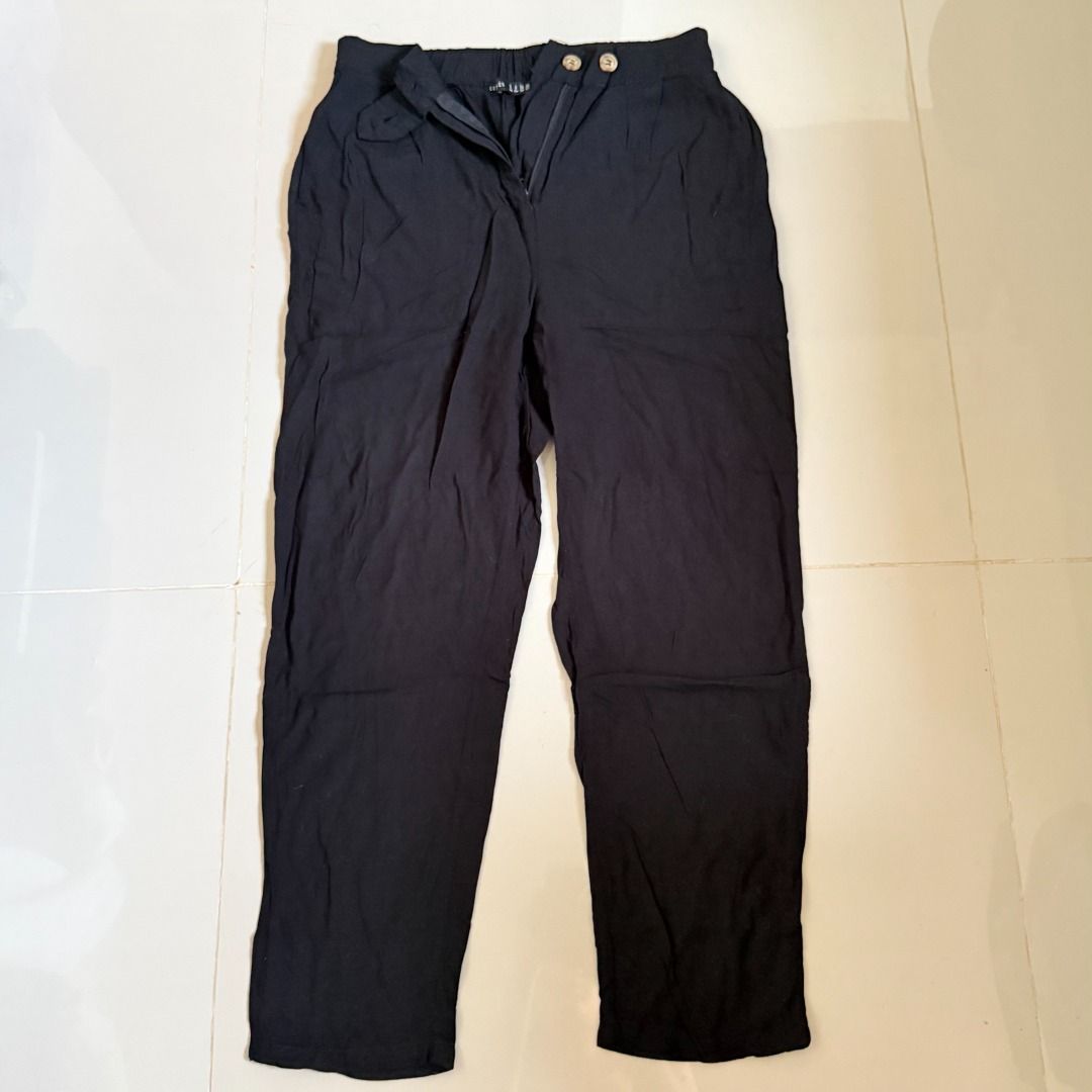 Cotton On Black Trousers Pants (Category: Other Bottoms) located in Baliuag. Submitted by dubu.preloved (Listing ID 1466285753, Image 2). Description: Cotton On Black Trousers Pants - Very Soft & Comfy Fabric (Bumabagsak) ✨ Condition: 7/10 📏 Waistline: 24-26 🚚 Shipping available via JNT/Flash 📍 Meet-up: Baliuag, Bulacan.