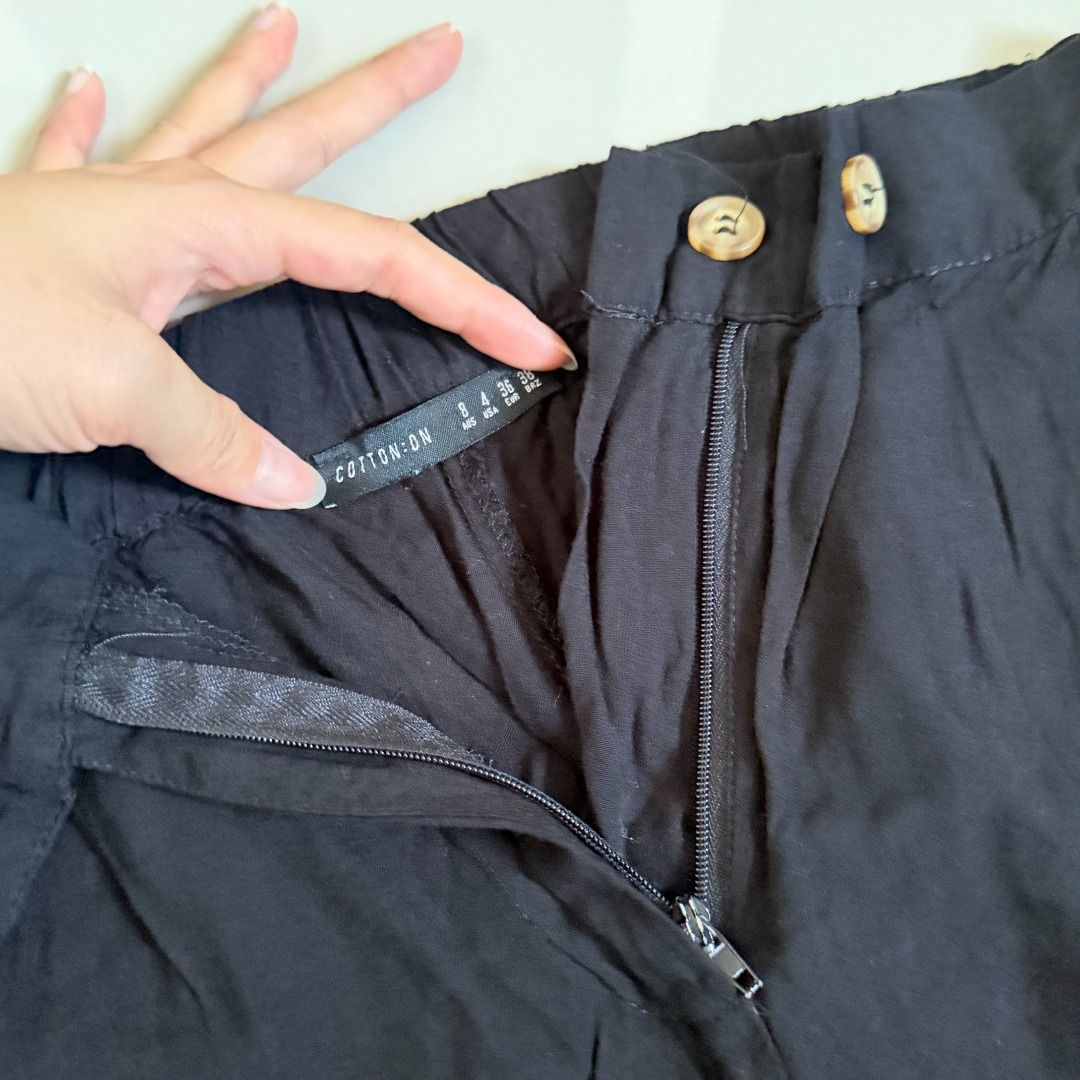 Cotton On Black Trousers Pants (Category: Other Bottoms) located in Baliuag. Submitted by dubu.preloved (Listing ID 1466285753, Image 3). Description: Cotton On Black Trousers Pants - Very Soft & Comfy Fabric (Bumabagsak) ✨ Condition: 7/10 📏 Waistline: 24-26 🚚 Shipping available via JNT/Flash 📍 Meet-up: Baliuag, Bulacan.