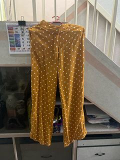 (Category: ) located in . Submitted by chocomintttt (Listing ID 1466203058, Image 1). Description: .