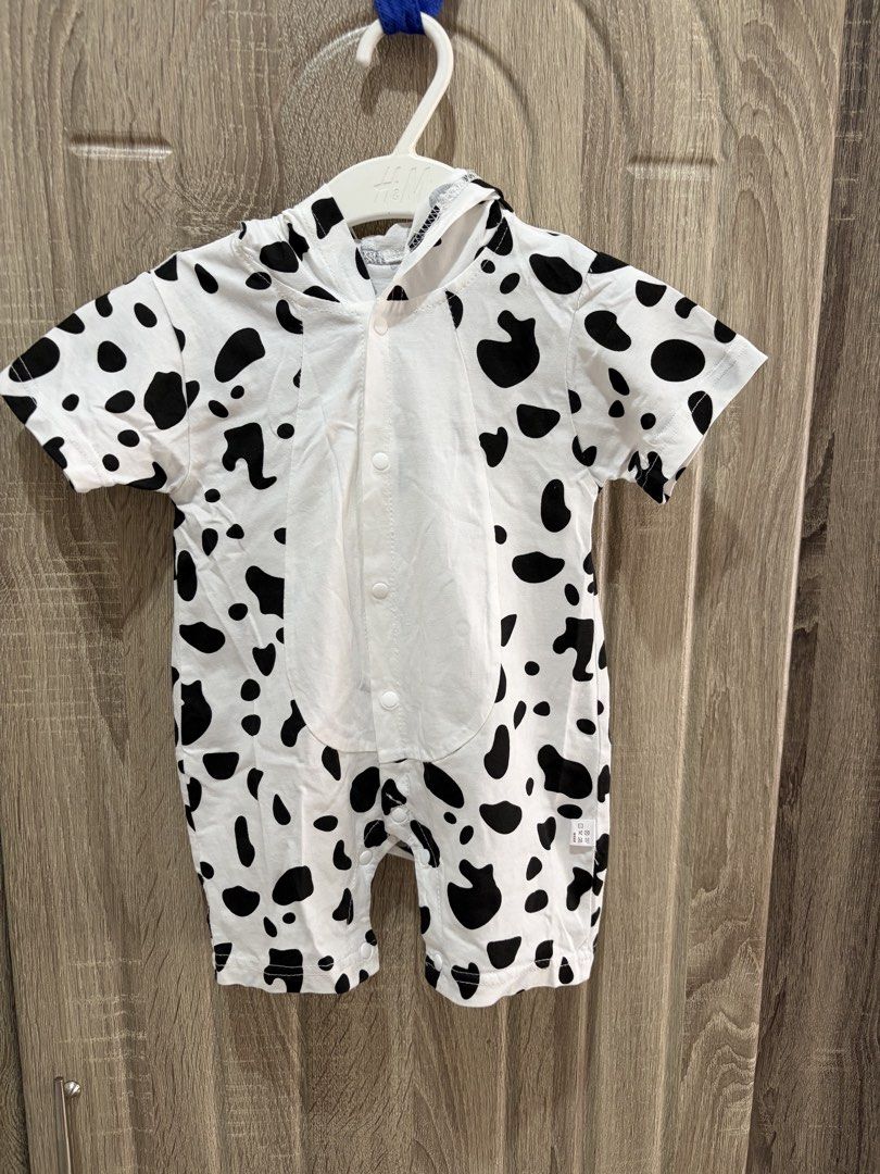 Cow jumpshort (Category: Babies & Kids Fashion) located in San Fernando. Submitted by superdealitems (Listing ID 1466171236, Image 2). Description: Best fit to 3-6 and 6-9 months Used once Cotton.