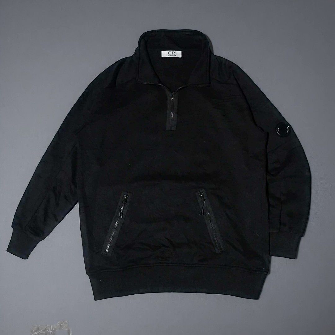 C.P COMPANY QUARTER ZIP (Category: Activewear) located in Cebu City. Submitted by kevinthrift (Listing ID 1466294036, Image 3). Description: C.P. COMPANY QUARTER ZIP Excellent Condition Size: XL on tag fit Large Dimes: Length 28 |Width 23 Color rate 9./10 No issue Need wash.