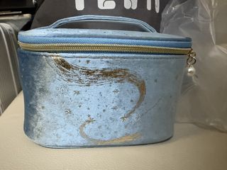 （分類：）位於 。 由 happy2bid 提交（商品編號 1466251810，圖片 1）。簡介： 。
