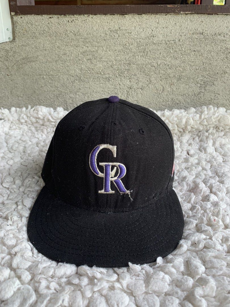 CR New Era (Category: Caps & Hats) located in Manila. Submitted by hamboychac77005 (Listing ID 1466243169, Image 1). Description: .