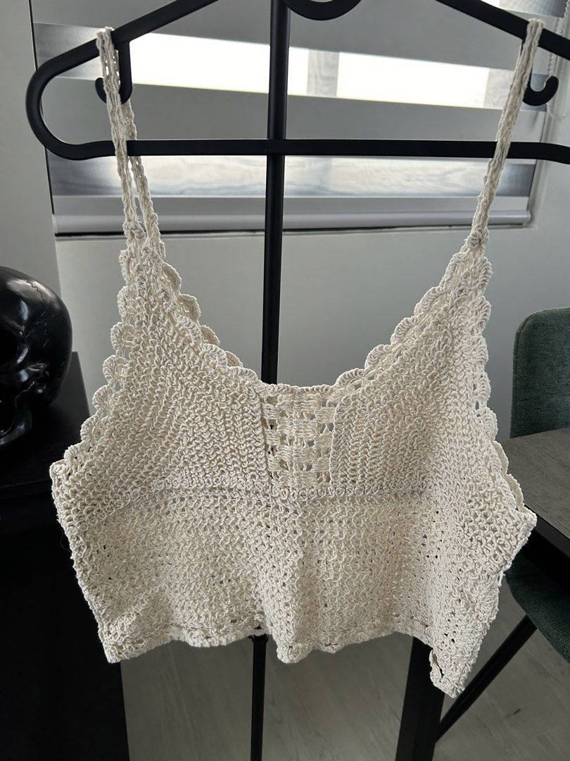 Cream Crochet Crop Spaghetti Strap Boho Top (S) (Category: Sleeveless) located in Dasmarinas. Submitted by sfclosetcleanup (Listing ID 1466240544, Image 2). Description: .