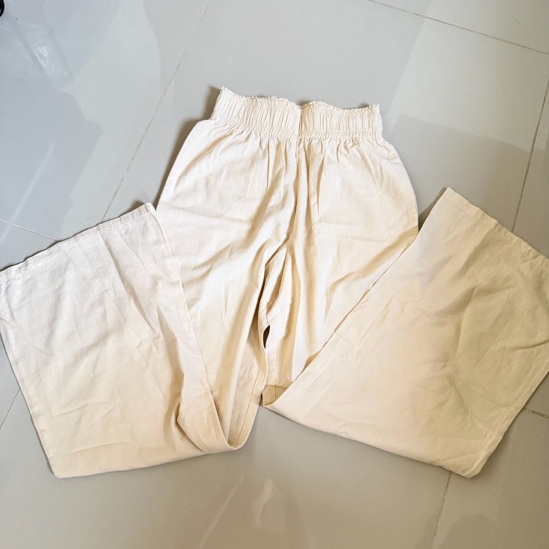 Cream Linen Pants (Category: Jeans) located in Baliuag. Submitted by dubu.preloved (Listing ID 1466284718, Image 1). Description: Cream Linen Pants - Not Sheer - Used Twice Only ✨ Condition: 9/10 📏 Waistline: 23-26 (Free size but best fit S-M) 🚚 Shipping available via JNT/Flash 📍 Meet-up: Baliuag, Bulacan.
