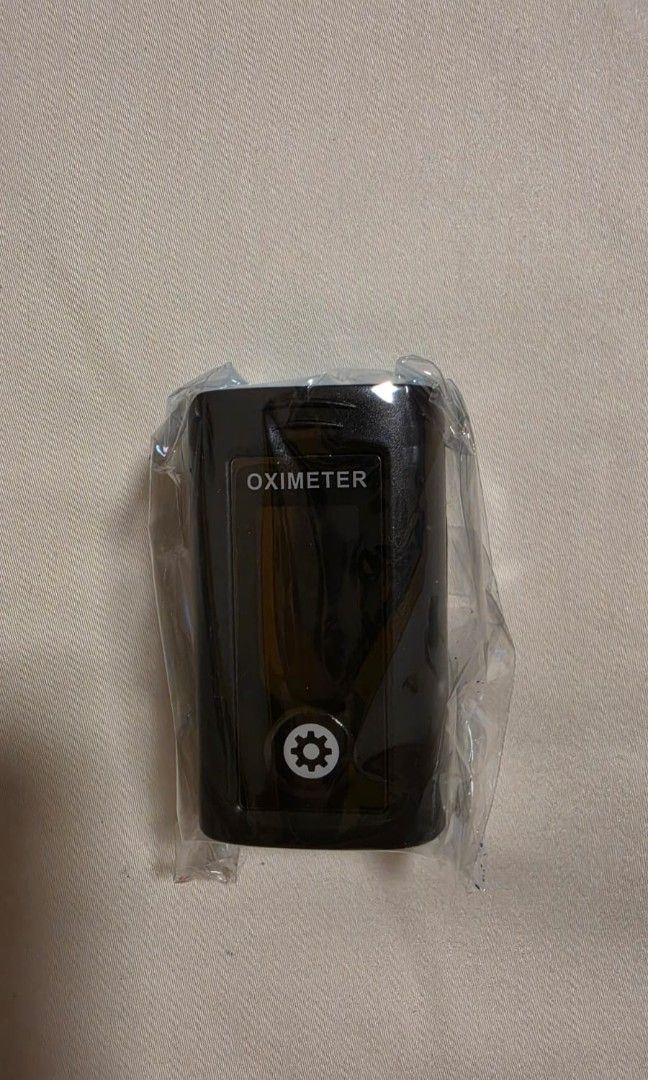 Creative Medical Oximeter （分類：醫療用品和工具）位於 Hong Kong。 由 coolmoon_219224 提交（商品編號 1466162752，圖片 2）。簡介： 標題： 【全新現貨】Creative Medical 指夾式脈搏心率血氧計 PC-60F / 血氧儀 詳情描述： 出讓 100% 全新正貨 Creative Medical 指夾式血氧機（型號：PC-60F）。完全未用過，機身塑膠封膜未拆。全套齊盒、有說明書、合格證及附送電芯。 型號： PC-60F [image__t3LTp.png] 狀態： 100% 全新未使用 功能特點： 彩色高清大液晶屏幕，可多方向顯示數據。精準測量血氧飽和度 (SpO2)、脈搏 (PR) 及血流灌注指數 (PI)。首創三防設計（防水濺、防摔、防塵），手指插入即自動測量，拔出後自動關機。 Title: [Brand New] Creative Medical PC-60F Fingertip Oximeter / Pu