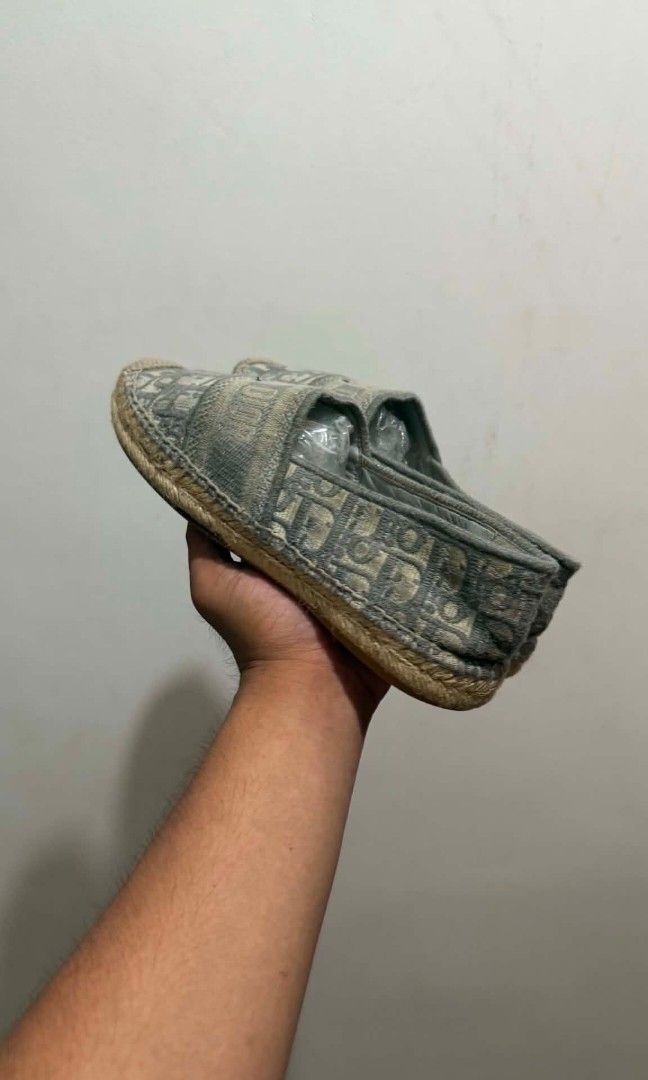 Cristian dior Espadrille (Category: Flats & Sandals) located in Koronadal. Submitted by mannylagada880 (Listing ID 1466177914, Image 3). Description: in good condition ship nationwide ✈️.