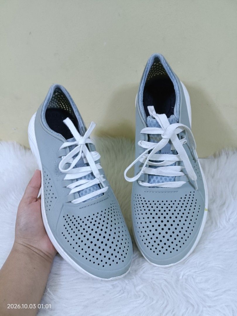 CROCS FOR MEN (Category: Sneakers) located in Baguio. Submitted by mariemaeb53657 (Listing ID 1466323350, Image 3). Description: 💐Crocs 🍁US:10 |EUR:43 |CM:29 insole 🅿️580.