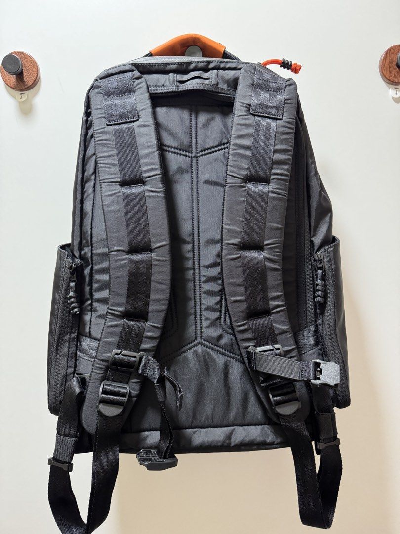 CTactical CT21 EPX400 (Category: Backpacks) located in Pasig City. Submitted by ampersandcastle (Listing ID 1466207522, Image 3). Description: CT21 V3.0 Backpack Slick WBP - EPX400 Excellent condition Ecopak EPX400 Black Exterior Used only for a month to the office 2 exterior zippered Water bottle stretch pockets Will Inclue the Orange zipper pulls with beads * Does NOT include patch and leather handle wrap ₱7700 Shipped locally.