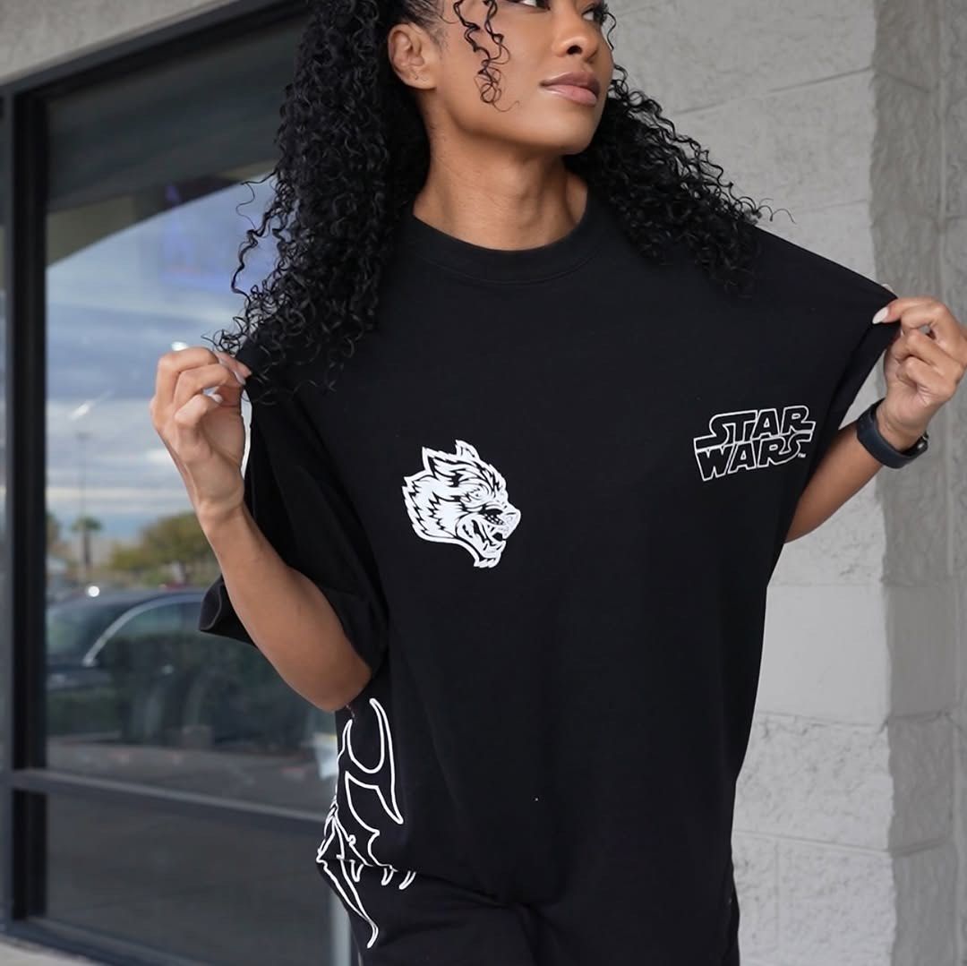 DARC SPORT X STAR WARS Shirt (Category: Activewear) located in Bayombong. Submitted by rethreadsactivewear (Listing ID 1466250415, Image 2). Description: ON-HAND! READY TO SHIP! 🔥 DARC SPORT X STAR WARS Basic Tee Medium Brandnew 1699 only! *No back hit Combine your passion for fitness and iconic sci-fi culture with the limited-edition Darc Sport x Star Wars Basic Tee. Known for their premium quality and rare drops, this piece blends Darc Sport’s