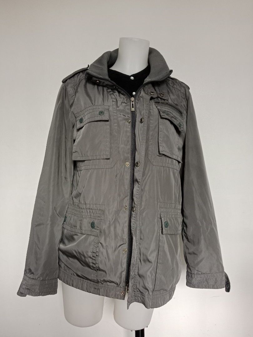 dark gray Motorcycle Jacket (Category: Coats, Jackets and Outerwear) located in Manila. Submitted by mamapards17 (Listing ID 1466243403, Image 2). Description: .