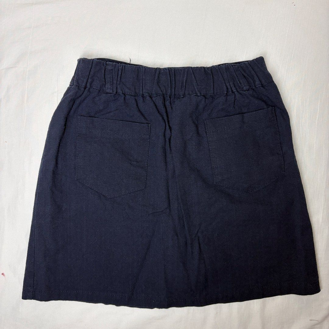 Dark Navy Blue Denim Mini Skirt (Category: Skirts) located in Angeles City. Submitted by muse_archive (Listing ID 1466248425, Image 3). Description: - Dark navy blue skirt -Fits small to medium.