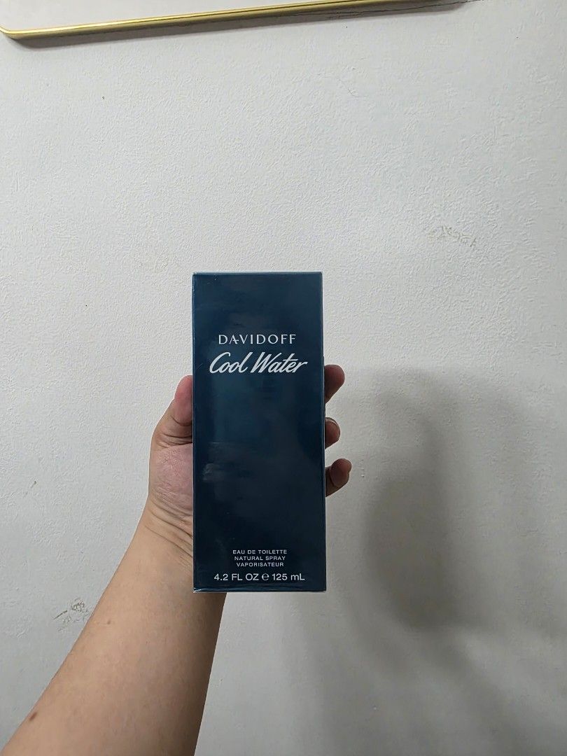 Davidoff Cool Water Eau De Toilette 125ml (Category: Fragrance & Deodorants) located in Quezon City. Submitted by agapimou88 (Listing ID 1466335865, Image 1). Description: - Brand: Davidoff Cool Water Eau de Toilette for Men - Size: Large 4.2 fl oz / 125 ml bottle - Condition: Brand new, unopened, and sealed in original blue packaging box - Authenticity: Barcodes and batch numbers fully intact - Fragrance: Timeless fresh aquatic scent, perfect fo