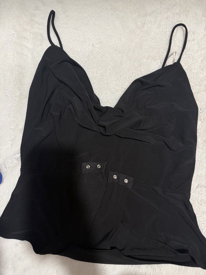 DAY & NIGHT Black Cowl Neck Bodysuit | L (Category: Others Tops) located in Manila. Submitted by meisu_mnl (Listing ID 1466268462, Image 2). Description: DAY & NIGHT 🖤 Black Cowl Neck Bodysuit Size: L Condition: Like New ✨ Bust: 34–40" Waist: 27–36" • Spaghetti straps • Cowl neckline • Snap-button closure • Stretchy fabric • Elegant & flattering fit Actual item photos posted. Please check measurements before buying. #DayAndNight #BlackBodysuit #
