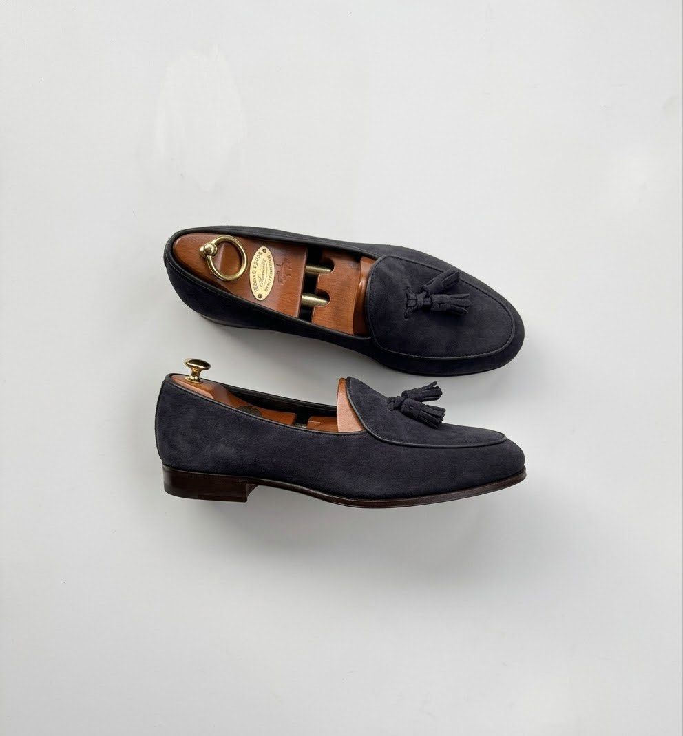 De Piede Belgian Loafers (Category: Dress Shoes) located in Davao. Submitted by LUXURY (Listing ID 1466306000, Image 1). Description: De Piede is a designer footwear brand specializing in handcrafted Belgian loafers, made in South Korea with premium European materials that blend classic European elegance with modern style. Size 7.5 mens Pair only Visit my profile for more luxury items.