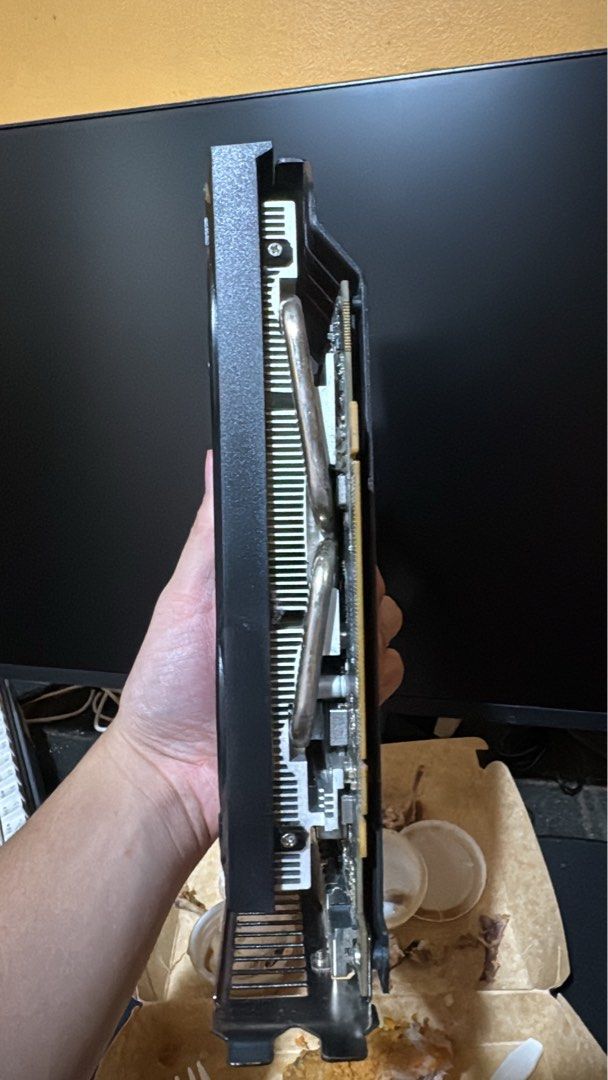Aisurix RX 5500 XT 8G DDR6 Graphics Card (Category: Computer Parts) located in Cainta. Submitted by nielbaloso (Listing ID 1466249966, Image 3). Description: Comes with - box - and a cable 6 pin cable to connect to psu .