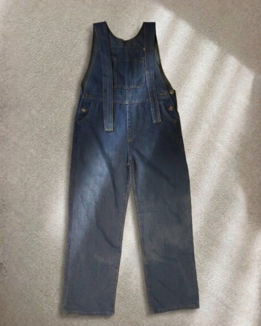 Denim Jumper (Category: Jumpsuits) located in Paranaque City. Submitted by closetclub308 (Listing ID 1466289653, Image 1). Description: Denim Jumper Small-Medium Lightly Used .