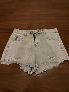 (Category: ) located in . Submitted by shop.gelss (Listing ID 1466323059, Image 1). Description: .