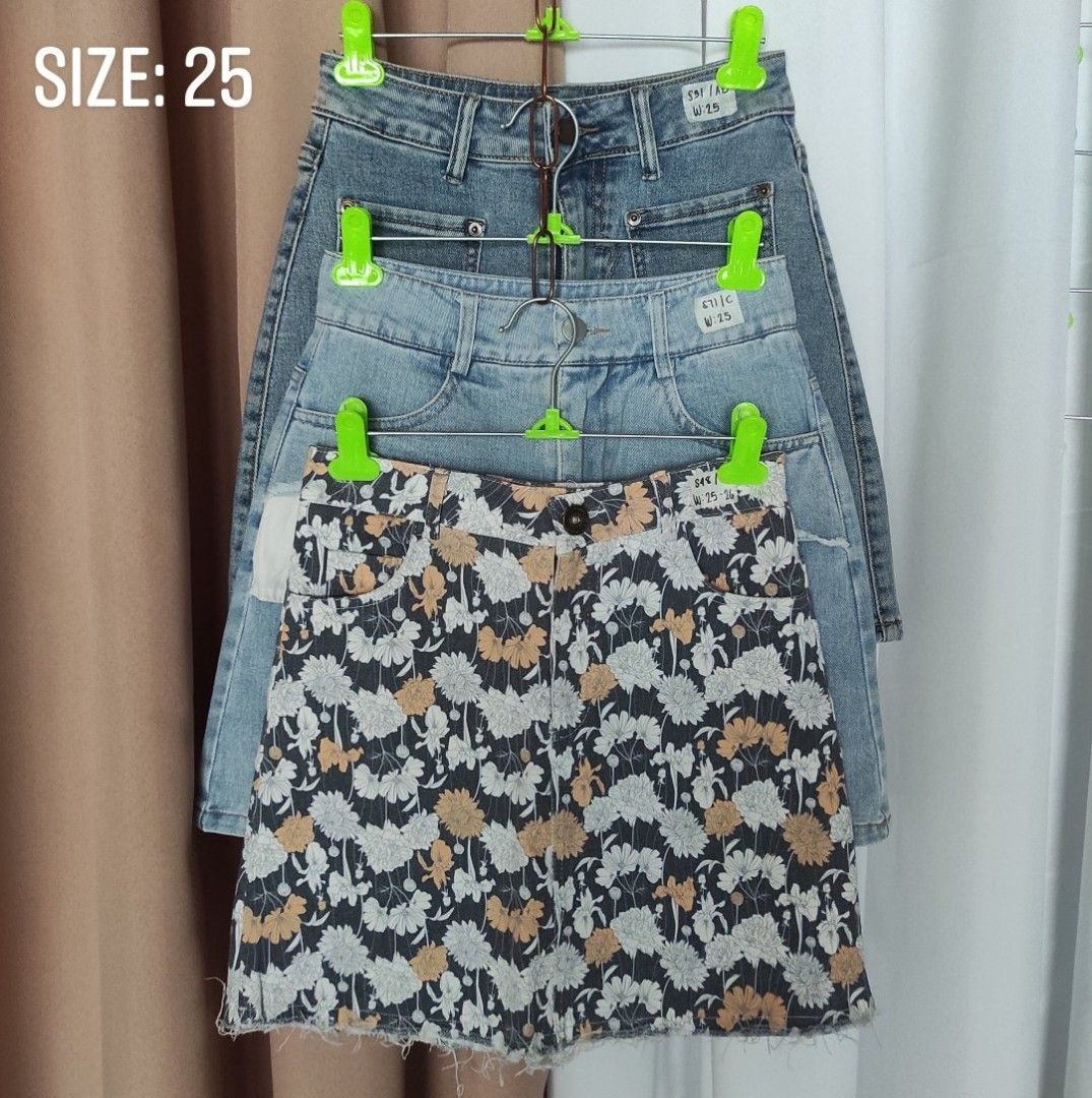Denim Skirt Bundle Size 25 (Category: Skirts) located in Dipolog. Submitted by anaracloset (Listing ID 1466332666, Image 2). Description: 📌 𝗕𝗲𝗳𝗼𝗿𝗲 𝗬𝗼𝘂 𝗖𝗹𝗮𝗶𝗺 • All items are preloved/thrifted (ukay). Please manage your expectations. • Actual color may slightly vary due to lighting. • Kindly check the posted measurements before claiming. • First to confirm and settle payment gets the item. ‎🚚 𝗗𝗲𝗹𝗶𝘃𝗲𝗿𝘆 𝗗𝗲𝘁𝗮𝗶𝗹𝘀: ‎• Avai