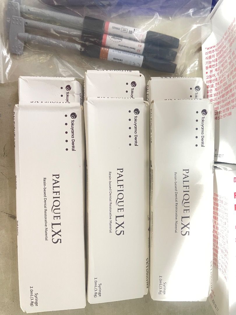 Dental Material see in photo attached (Category: Oral Care) located in Manila. Submitted by butterfly623 (Listing ID 1466164615, Image 1). Description: Take all for 5500.