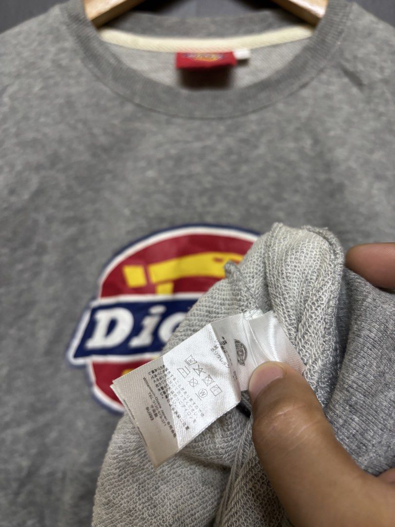Dickies (Category: Coats, Jackets and Outerwear) located in Cavite. Submitted by staythrifted.23 (Listing ID 1466167375, Image 3). Description: Dickies Large on 🏷️ Dimes : Length 23 Width 27 Like new Color rate 9.8/10 Issue : ❌ 📩📩📩 Loc. Cavite We ship nationwide Payment first 📌DISCLAIMER: We are not associated or affiliated with any brand posted. 📃ALL COPYRIGHT AND TRADEMARKS RESERVED TO THE ORIGINAL BRAND OWNERS..