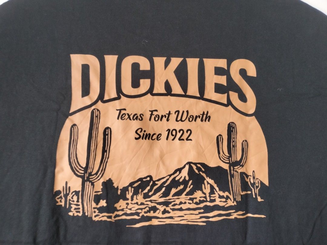 DICKIES (Category: Tshirts & Polo Shirts ) located in Calbayog City. Submitted by mr.thrifter_ph. (Listing ID 1466230238, Image 3). Description: DICKIES - DOUBLE EXTRA LARGE - Width 26 - Length 30 - Good Condition -Colorrate 9/10 - NO ISSUE.