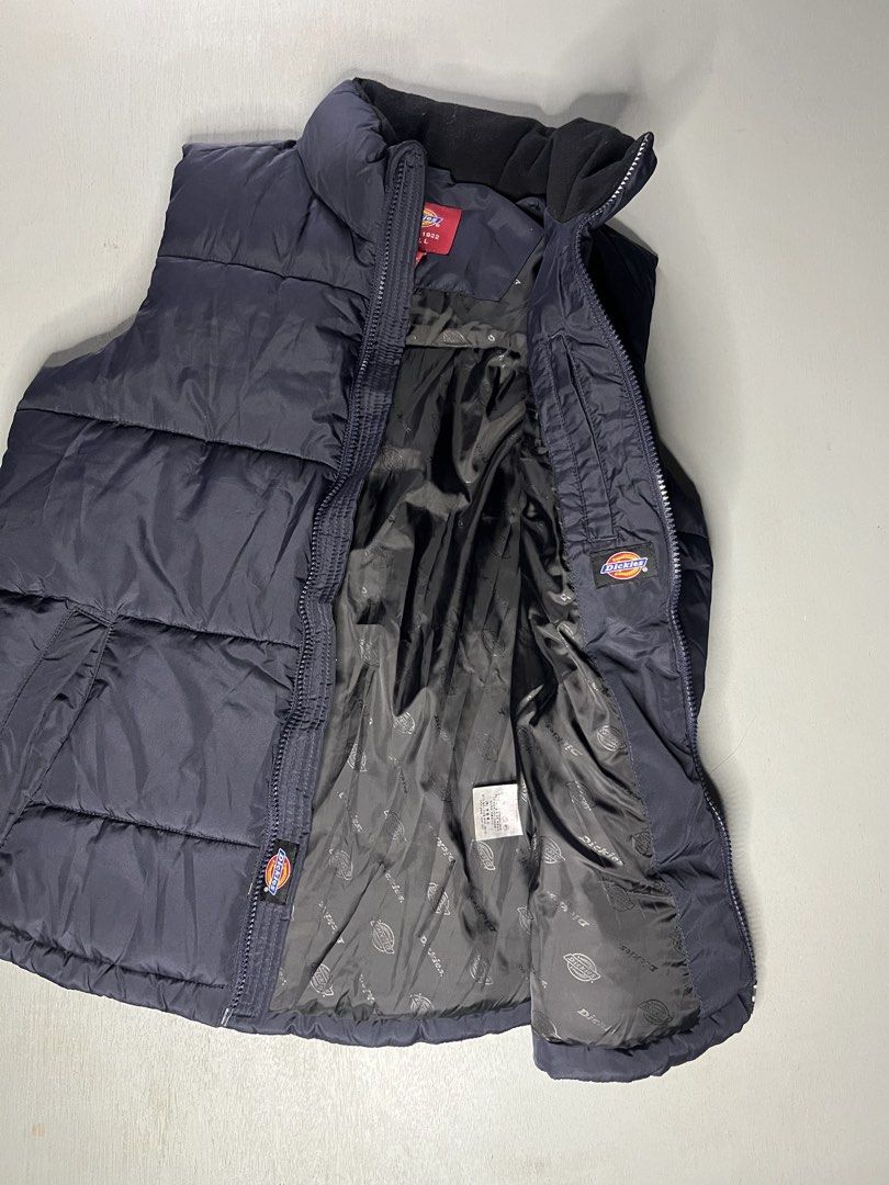 DICKIES (Category: Longsleeves) located in Catbalogan. Submitted by wayndsyclee. (Listing ID 1466327885, Image 3). Description: Dickies No issue Size Excellent Color rate 9.5/10 Dimes:w20/L26.
