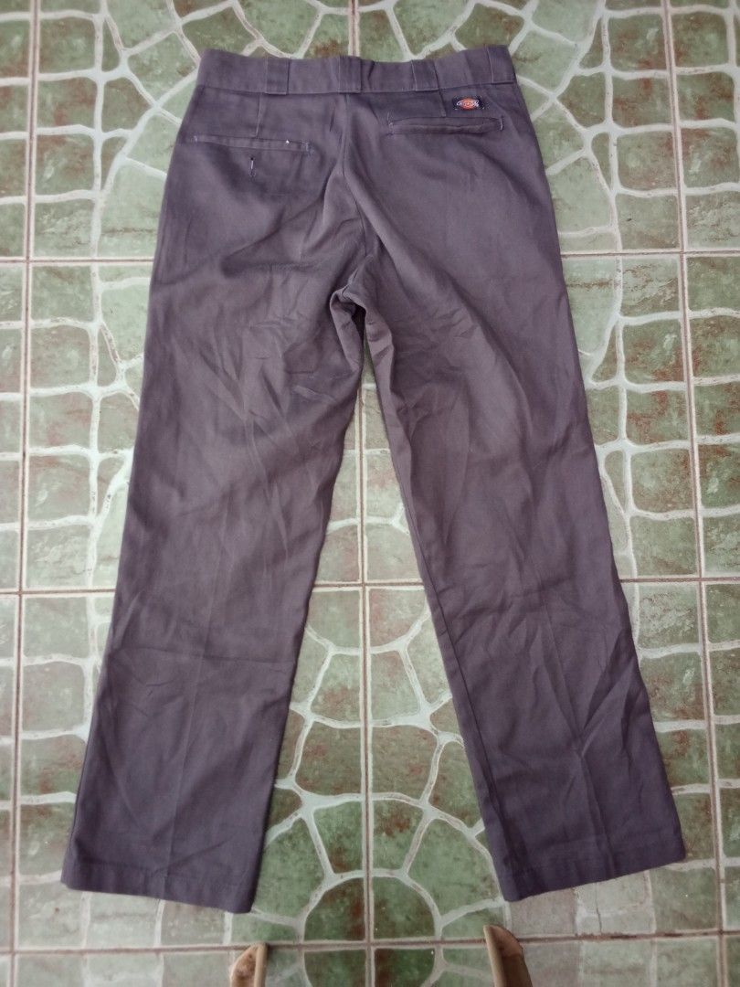 Dickies 874 Original Fit Work Pants (Category: Jeans) located in Cebu City. Submitted by mngthms (Listing ID 1466193771, Image 1). Description: .