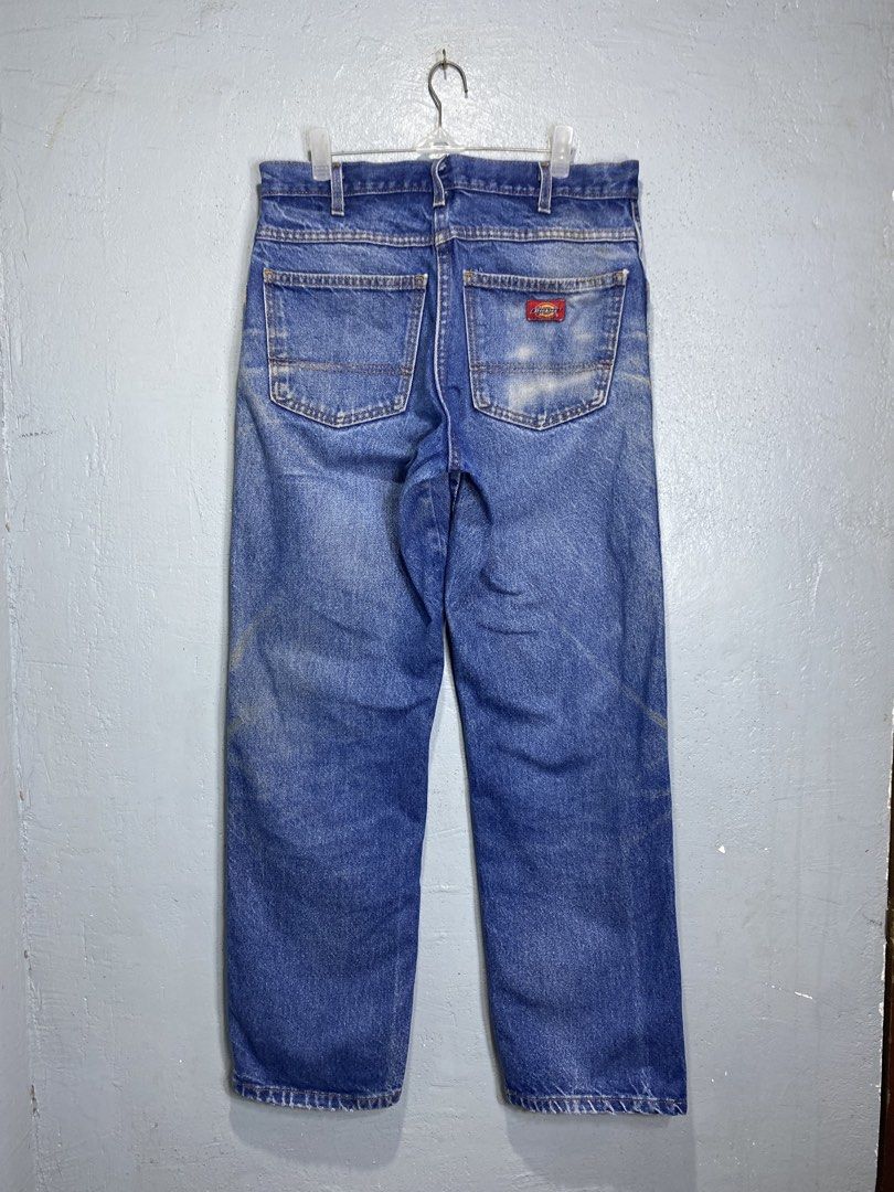 Dickies Denim Jeans Size 31x30 (Category: Jeans) located in Bacong. Submitted by crommermann (Listing ID 1466291911, Image 1). Description: Dickies Denim 🏷️ + 90 shipping fee -Dimes Waistline 32 Length 40 Leg Open 12 Hem 8 -Condition 9/10 -Color Rate 9/10 Good Condition Color may vary due to lightning Very Presentable when Worn Need Wash Pm/Dm Visayas Dumaguete loc J&T Courier Express 🚛🚛🚛.